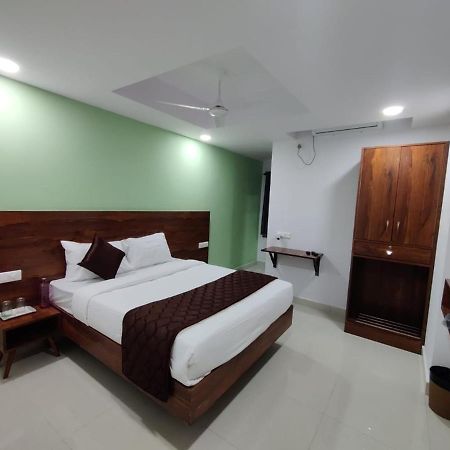 Hotel Prime Jubilee Hyderabad Exterior foto